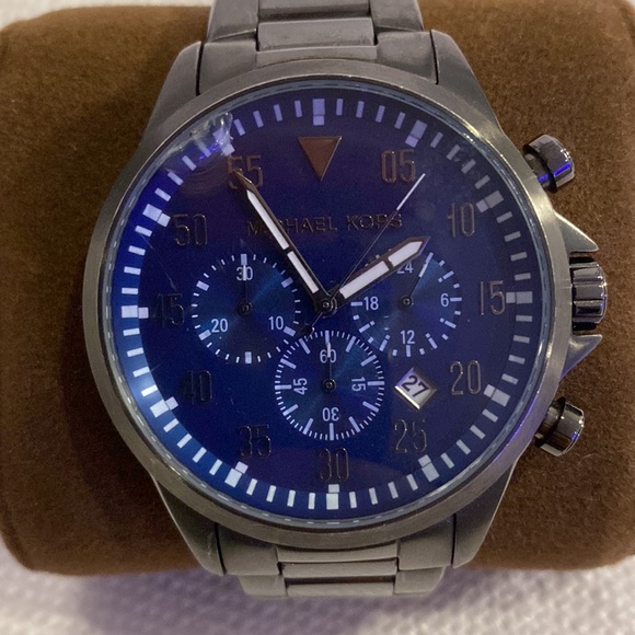 Michael Kors Mens Chronograph Gunmetal Stainless Steel Watch - Picture 3 of 4